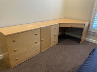 Maple Wooden Bedroom Furniture Set