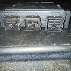 New never installed ECU for 2005 ford Five hundred