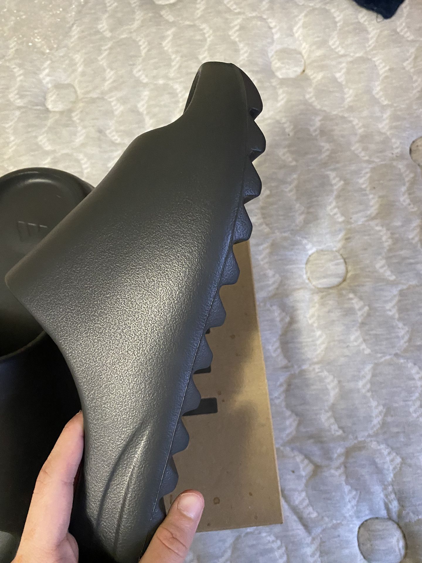 Onyx Yeezy Slides Size 10us