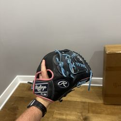 Rawlings Heart Of Hide Size 11 3/4 Pitchers Glove