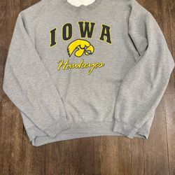 Vintage Iowa Hawkeyes Crewneck ( Size M) 
