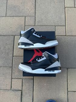 2024 Jordan 3 Black Cement Size 9