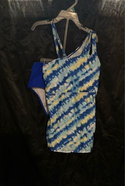 NEW Girls Swimsuit Tankini Size 13yrs-14yrs