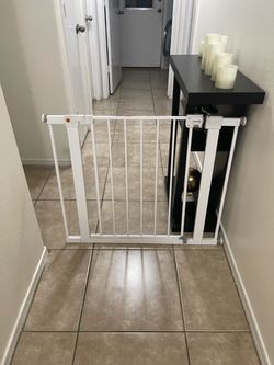 Chile Safety gate.