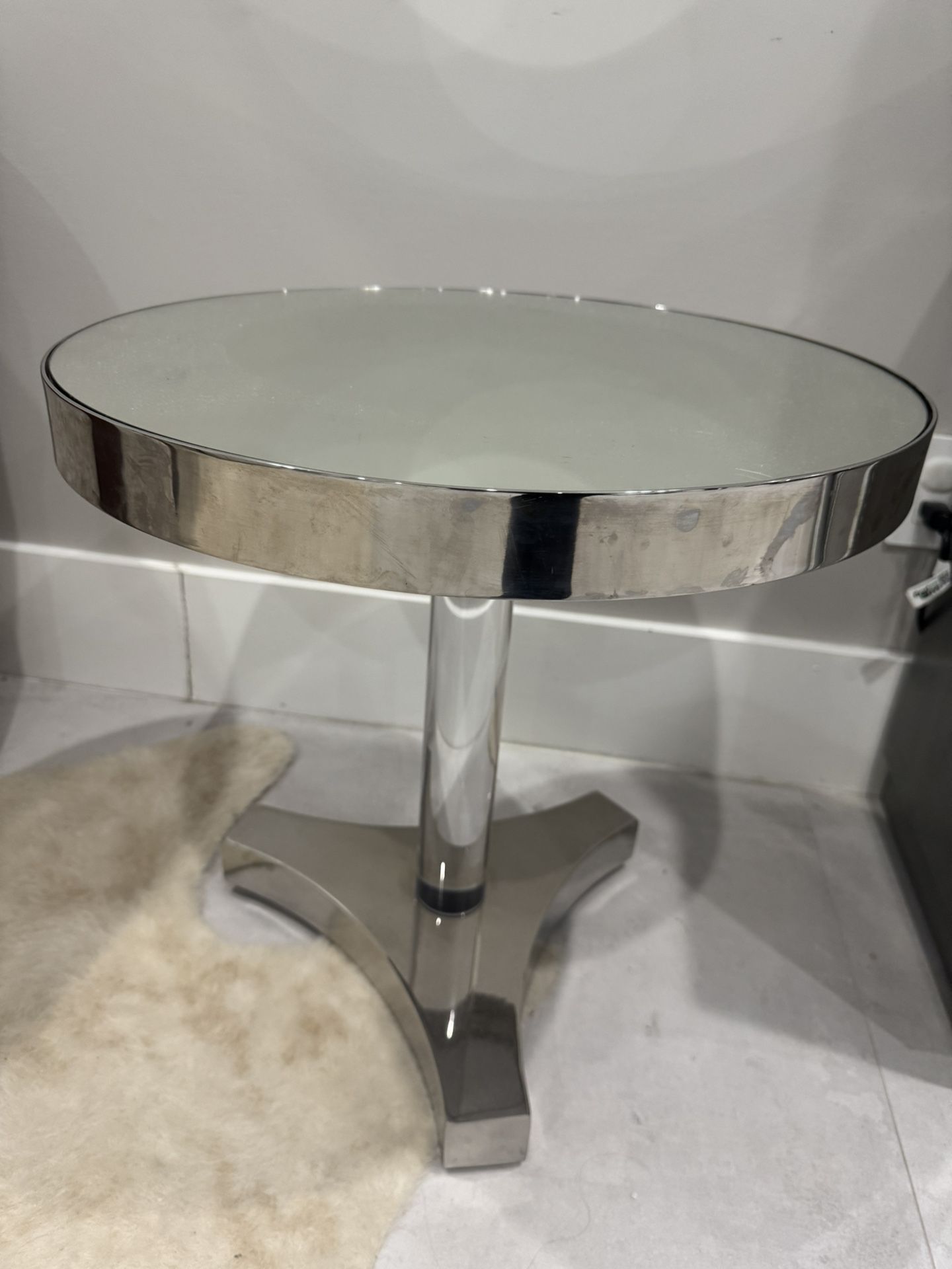 Mirrored Side Table 