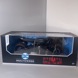 The Batman Batcycle DcMultiverse
