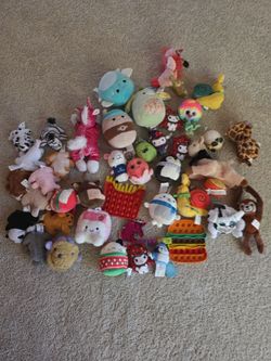 A pack of 44 small toys