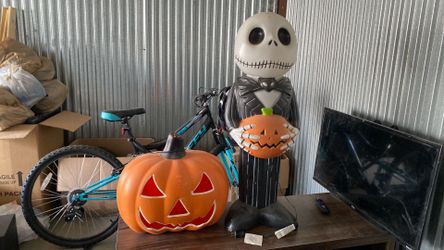 Halloween Decor