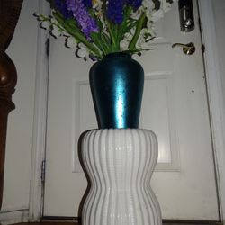 Modern Pedestal, Vase 