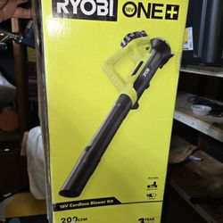 RYOBI

ONE+ 18V 90 MPH 200 CFM Cordless Battery Leaf Blower/Sweeper with 2.0 Ah Battery and Charger

