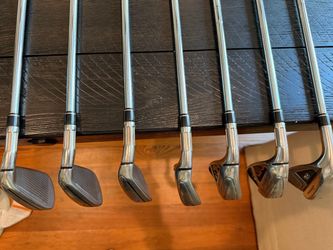 Taylormade M6 Left Handed Iron set 5-AW