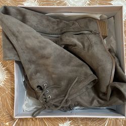 Boots Size 7.5