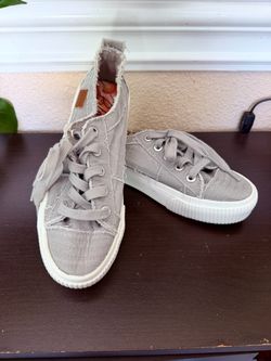 Blowfish distressed tennis’s shoes: size 8 woman