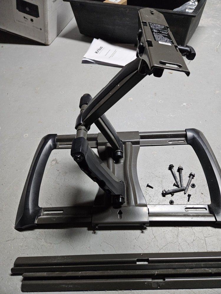 100 lbs TV wall mount