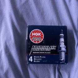 NGK DCPR7EIX - Iridium Spark Plug - 4-Pack brand new