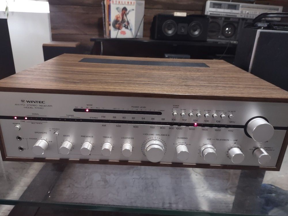 Wintec R 1060 Vintage AM/FM Receiver Working
