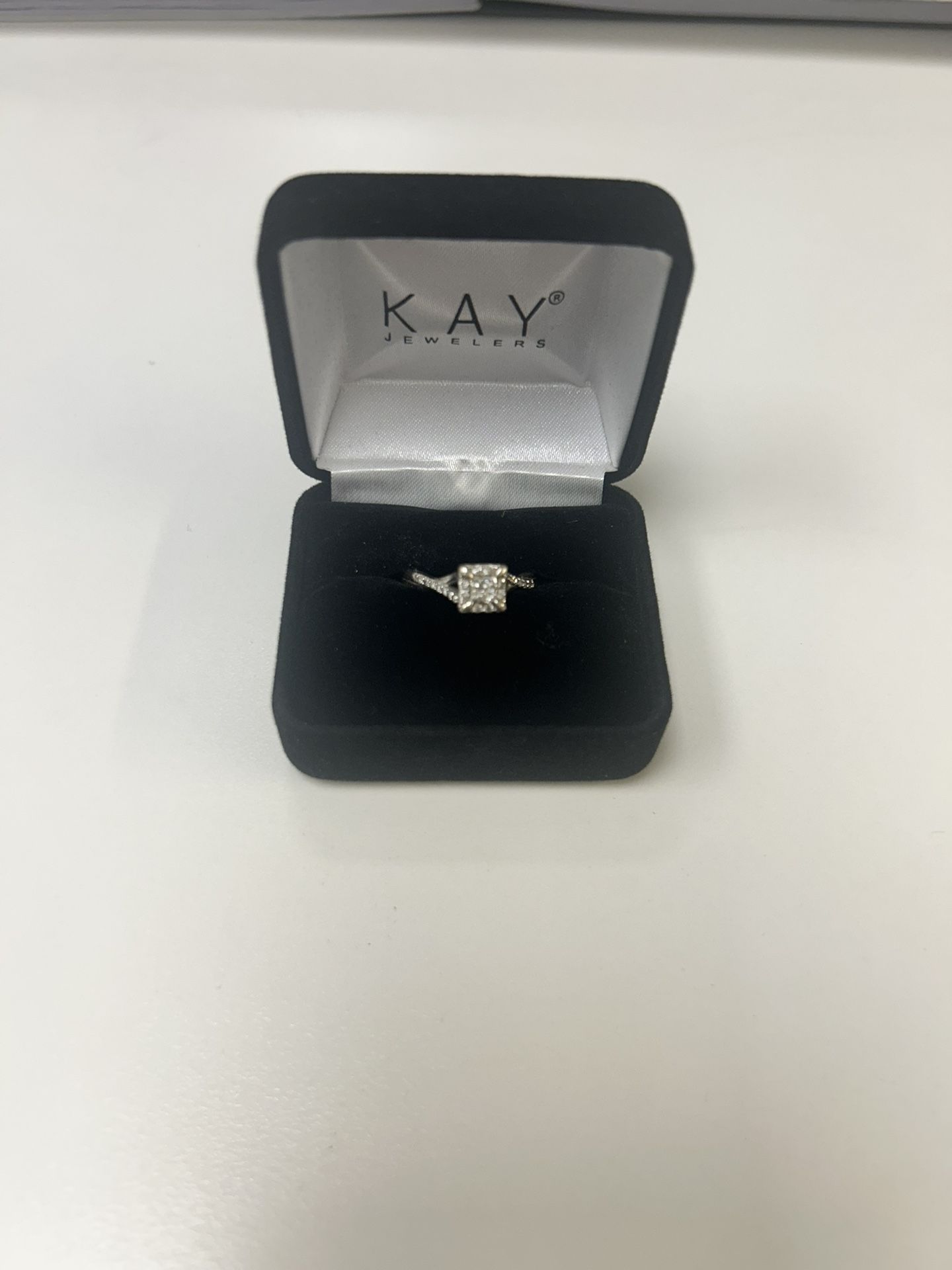 WG Multi Stone Bridal Ring Set With Matching Band