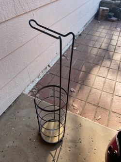 Black Metal Toilet Paper Stand Holder