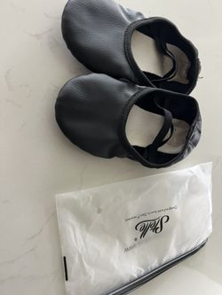 Ballet Shoes size 12 Girls 