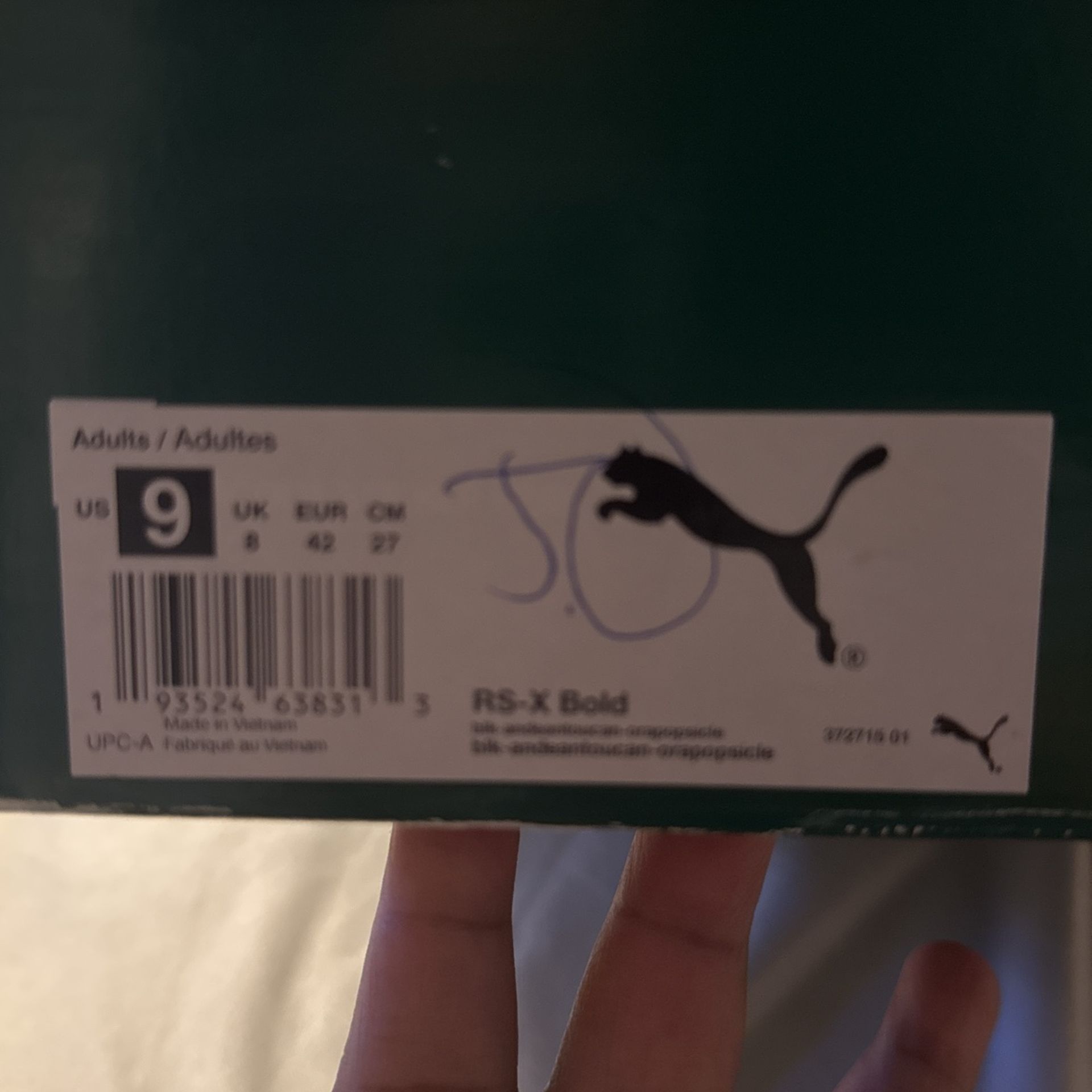 Size 9 Men’s Puma Used