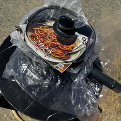 ELECTRIC HOT POT NEW 