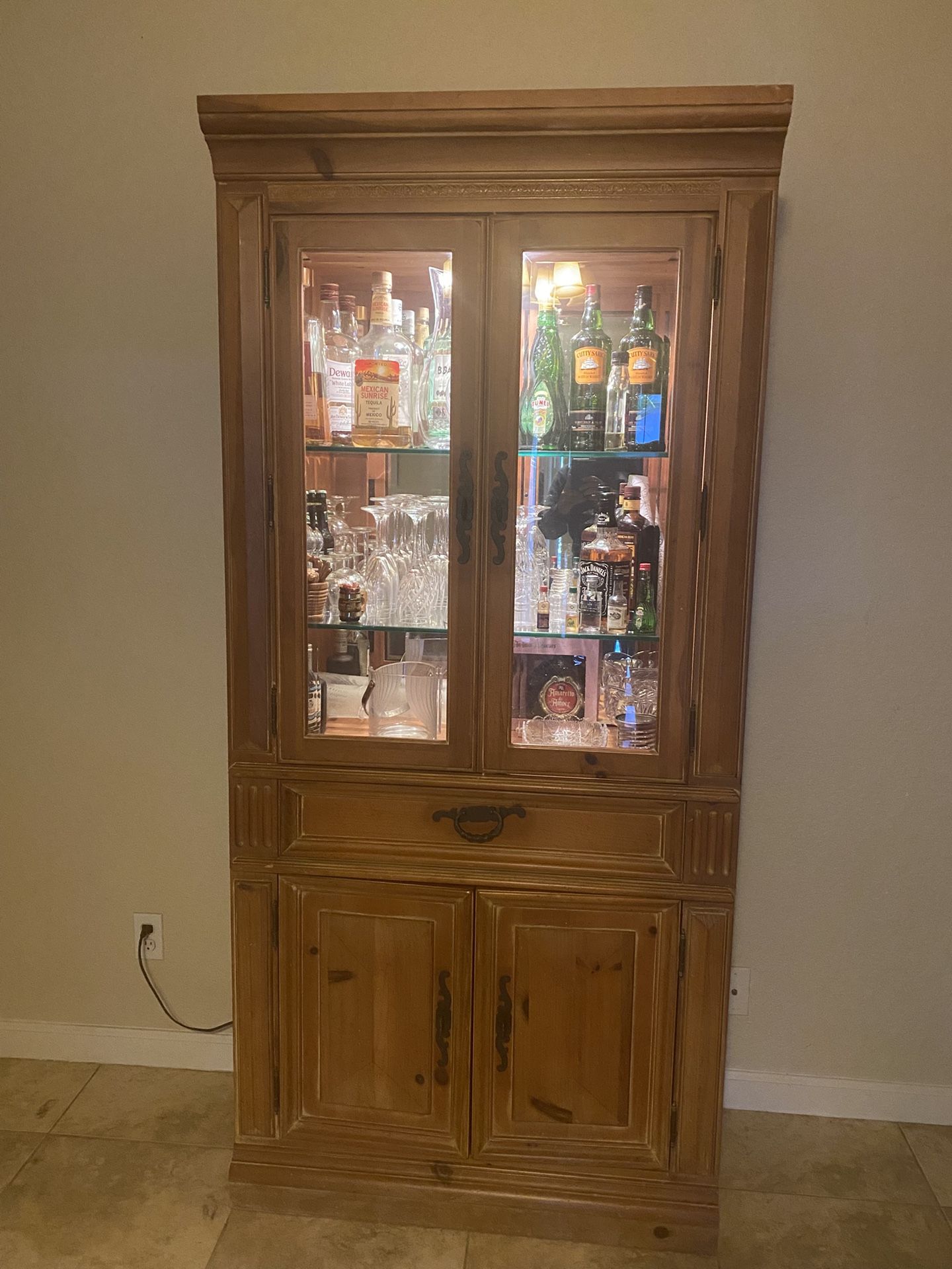 CHINA CABINET