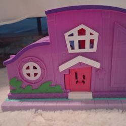 Polly Pocket Toys GFP42 Pollyville Pocket