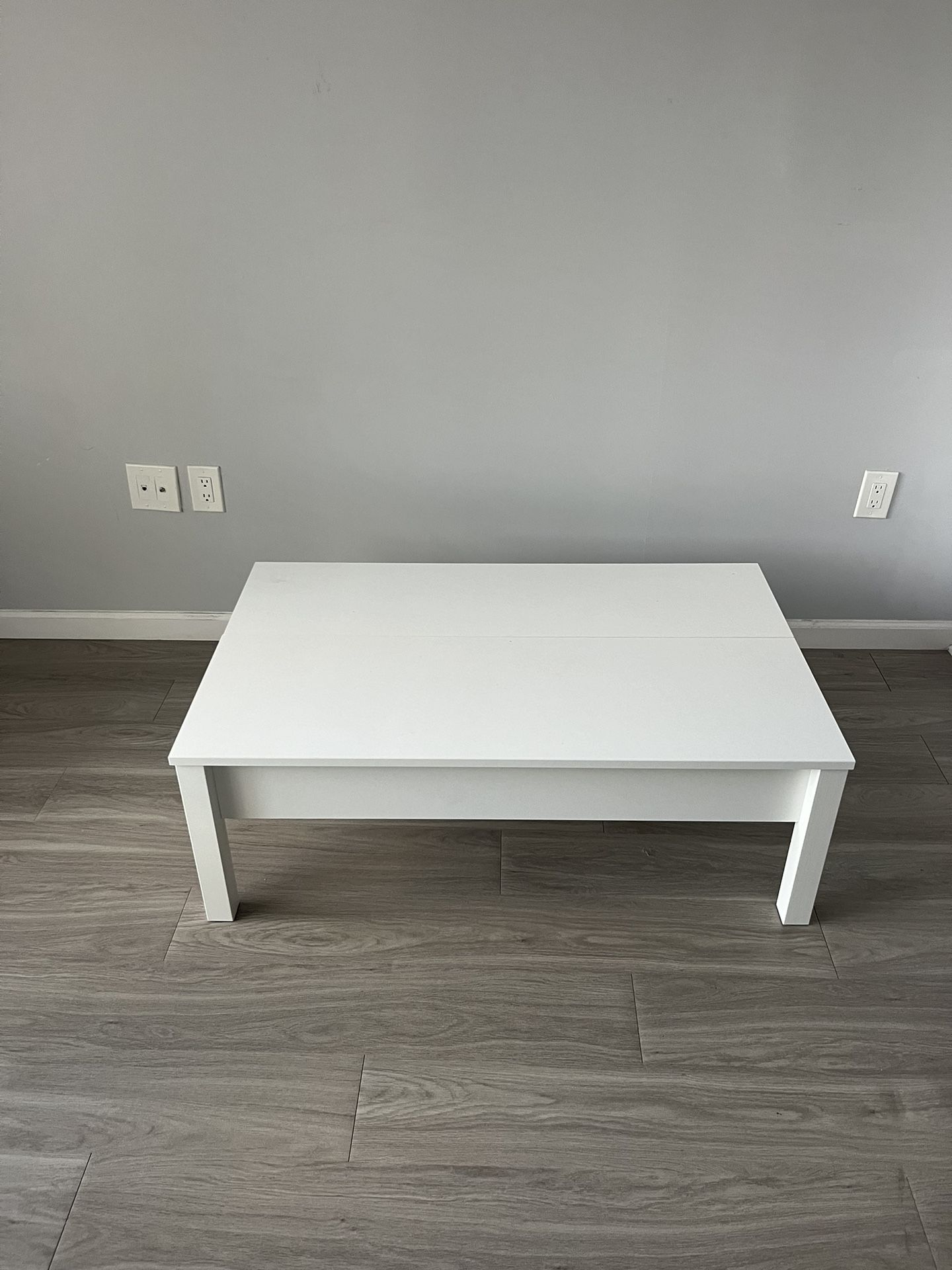 Lift Top Coffee Table for Sale in San Diego, CA OfferUp