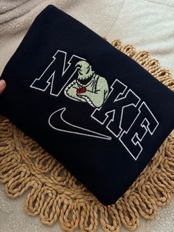 Oogie boogie sweater