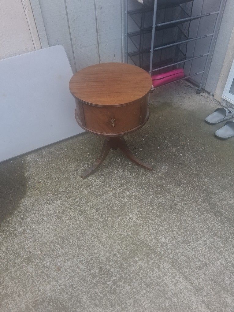 End table Humidor Vintage
