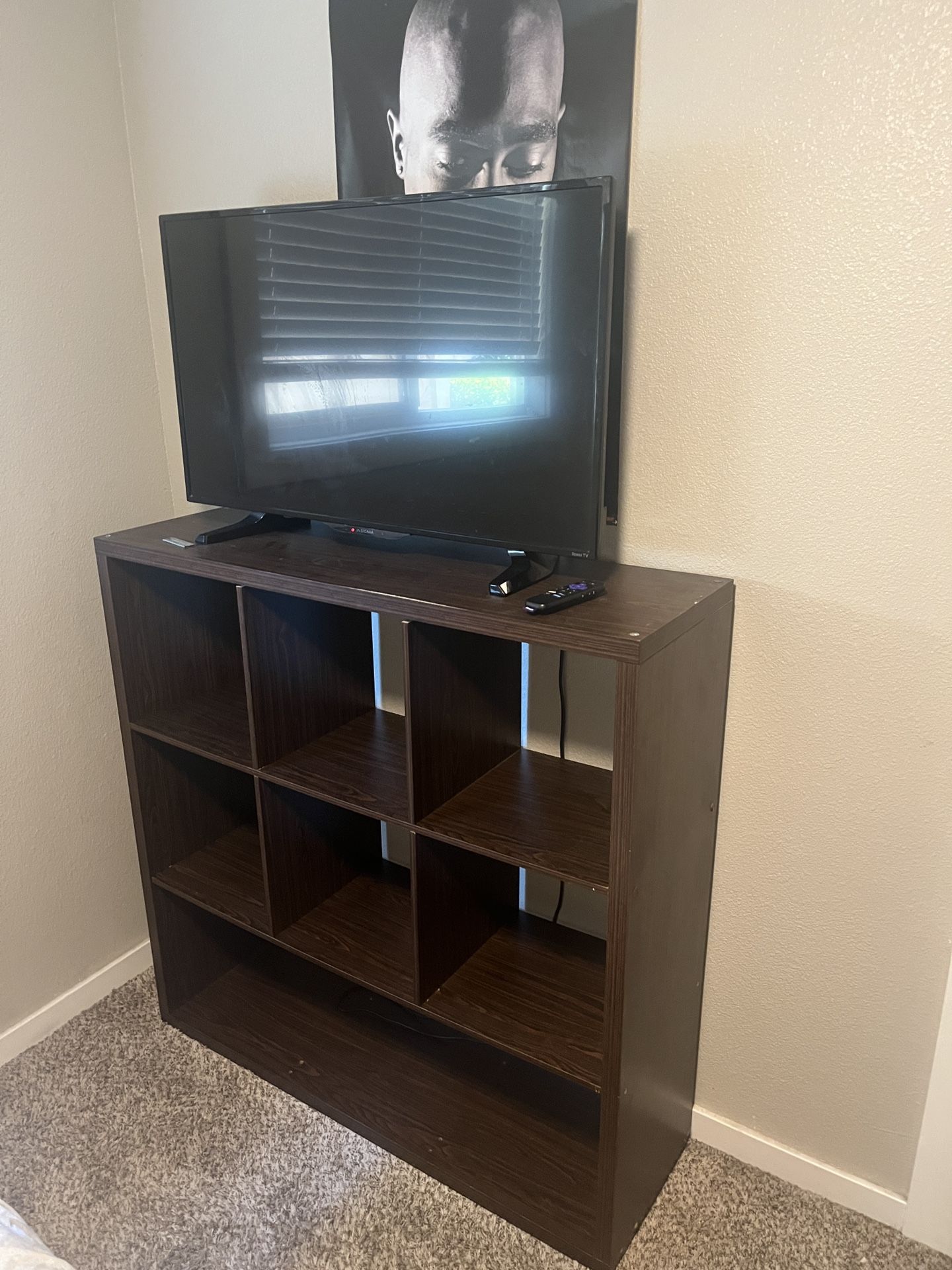 Tv stand