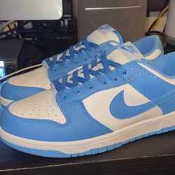 Vnds Nike UNC Dunks Size 8.5 Men’s