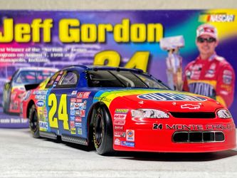 1:24 scale diecast bank, #24 nascar Jeff Gordon