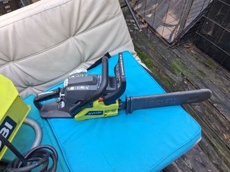 Ryobi Gas Chainsaw with Bar Cover