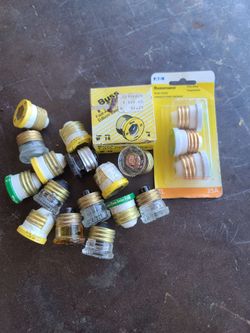 Bussman plug fuses