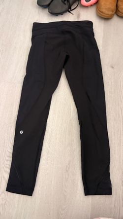 Lululemon capris yoga pants