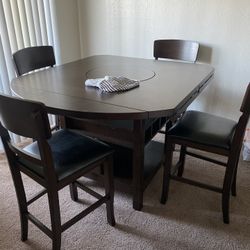 4 Chair High Dinning Table With Lazy Susan