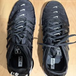 Nike Air Vapormax Plus Men’s Size 9