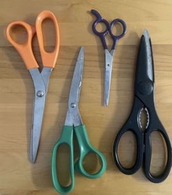 4- Pairs Of Scissors 