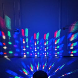 Led DJ light For Christmas Party Lights with multicolor beams by IR remote control and DMX for birthday wedding party stage lighting