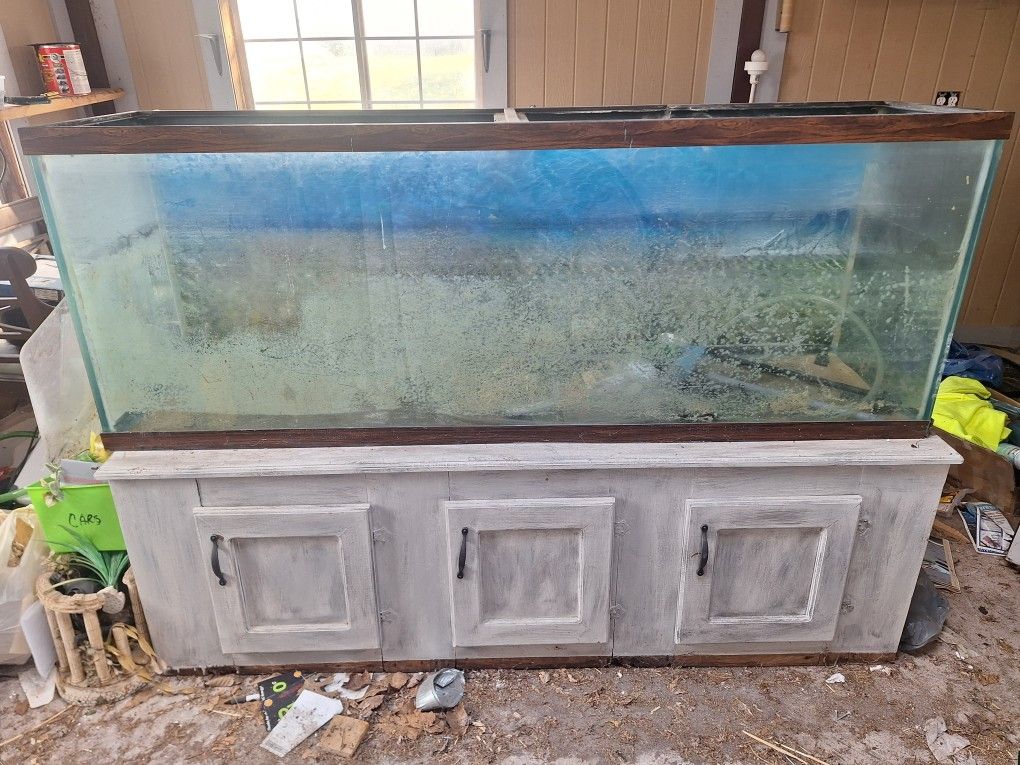 Aquarium With Stand