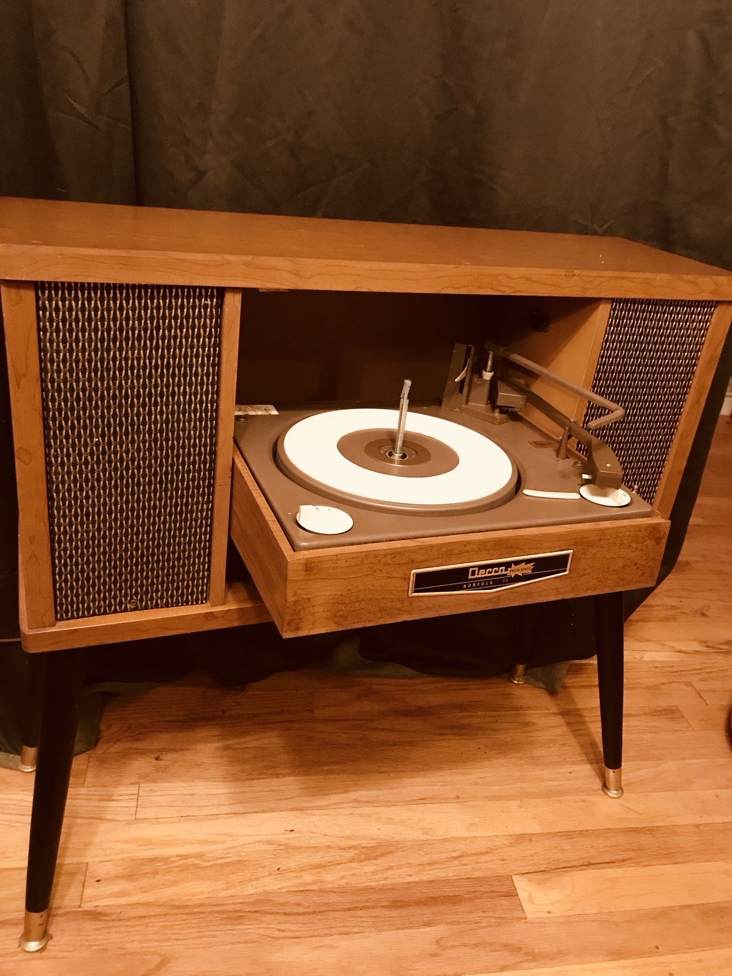 Decca Record Player, Console Automatic Phonograph