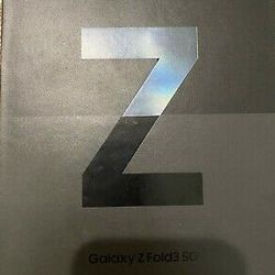 Samsung Galaxy Z Fold3 5G SM-F926U - 256GB - Phantom Black (Unlocked)


