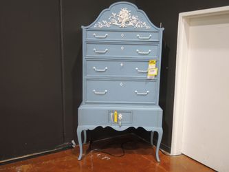 Jonathan Charles White Carved Tallboy - Painted Danish Blue With White Carved Crest And White Hardware | Chest Of Drawers | Dresser