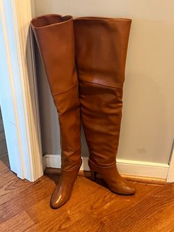 Over the knee boot