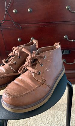 Toms size 3