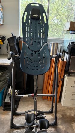 Teeter Hang ups inversion table.