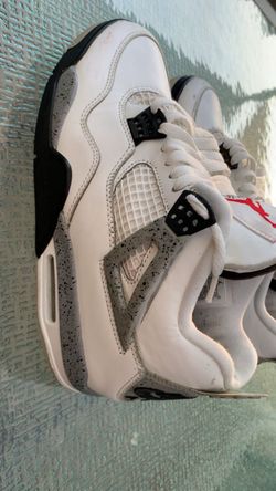 Jordan 4’s cement men’s 9 1/2