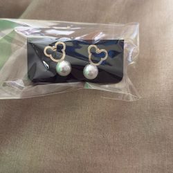 Mickey Pearl Earrings 