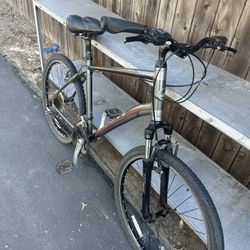 Giant Sedona DX Bike